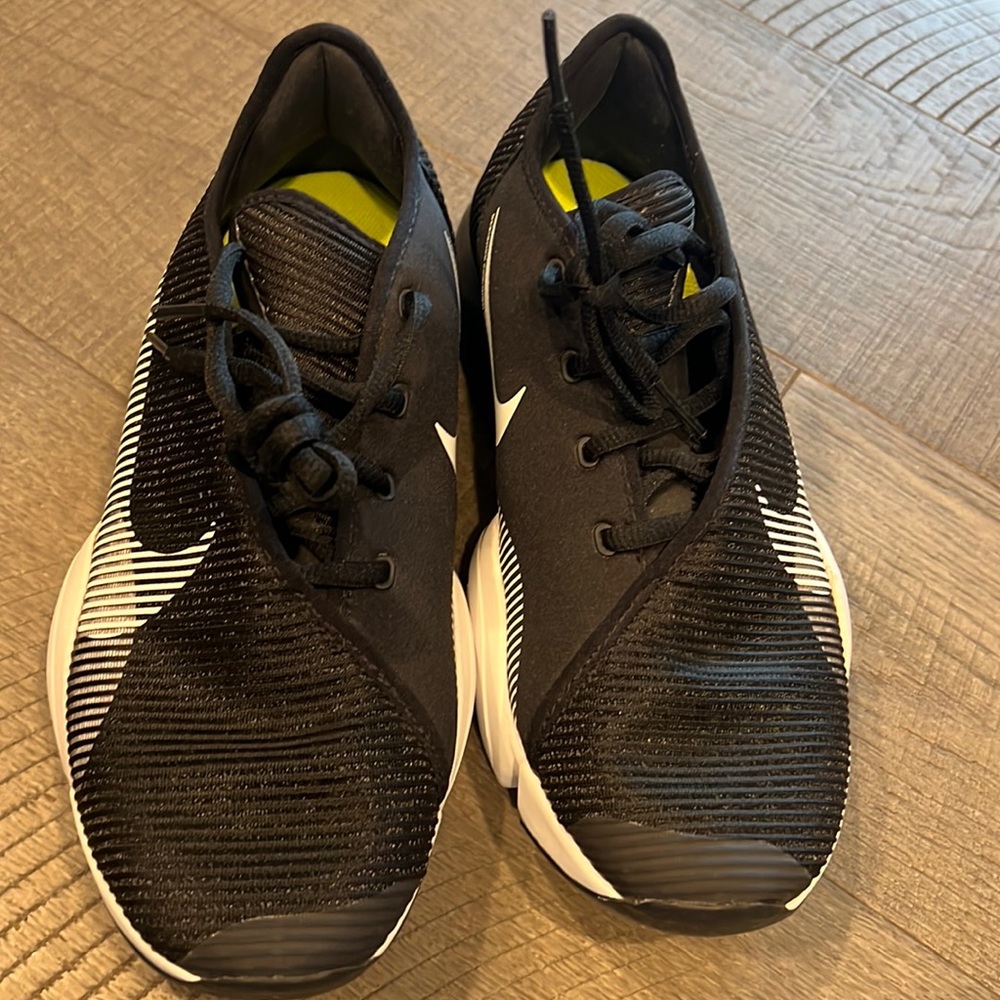 Brand New Nike Superrep men’s size 7 never worn